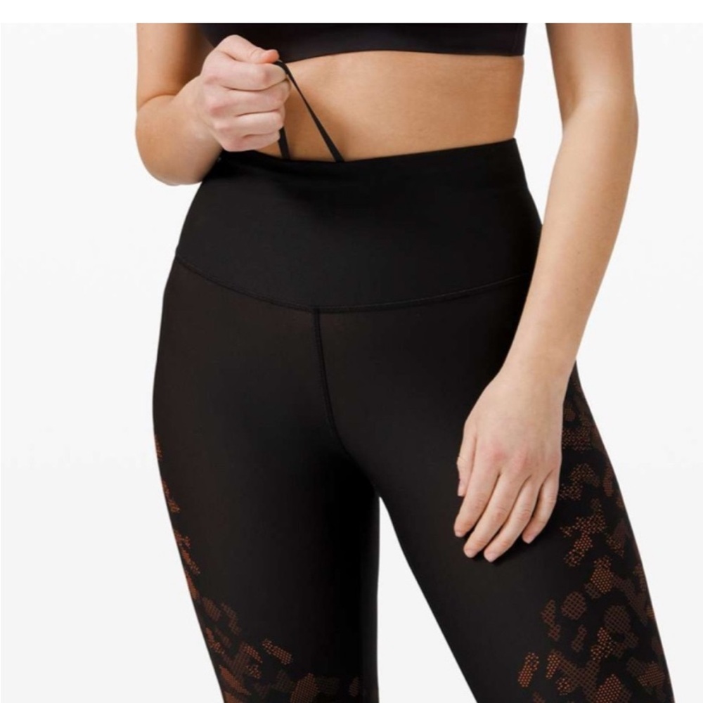 Lululemon mapped out pants leggings size 0